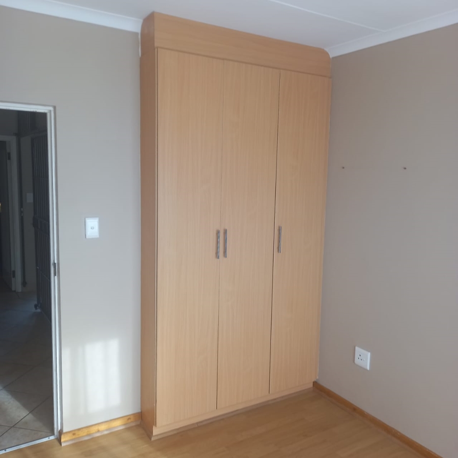 To Let 3 Bedroom Property for Rent in Reebok Western Cape